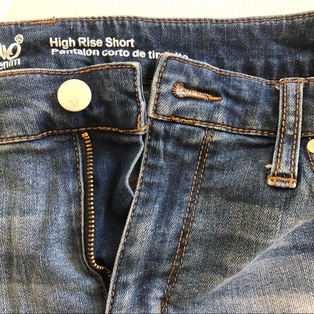Mossimo High Rise Shorts - Picture 3 of 4